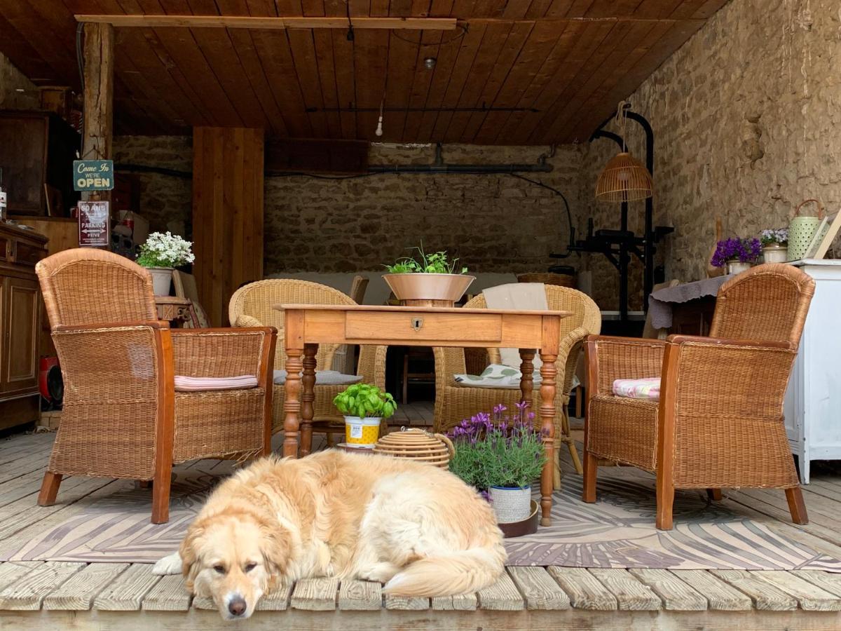 Appartement La Ferme du Puy d'Or à Limonest Extérieur photo